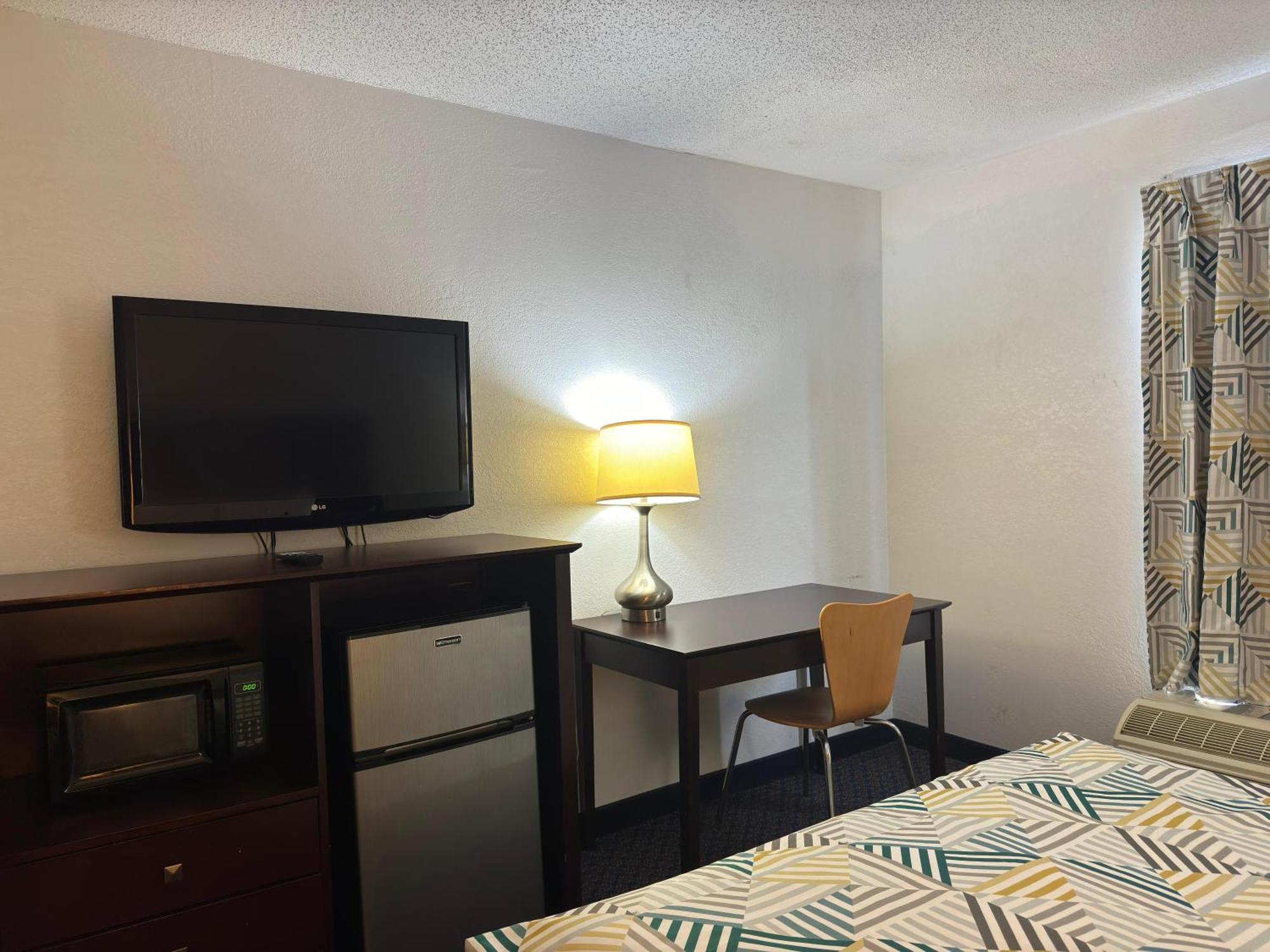 Motel 6 Fancy Gap Va Zewnętrze zdjęcie